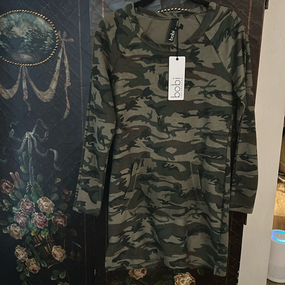 NWT bobi Army/camo minidress. Size XS. Front kangaroo pocket and cute side slits